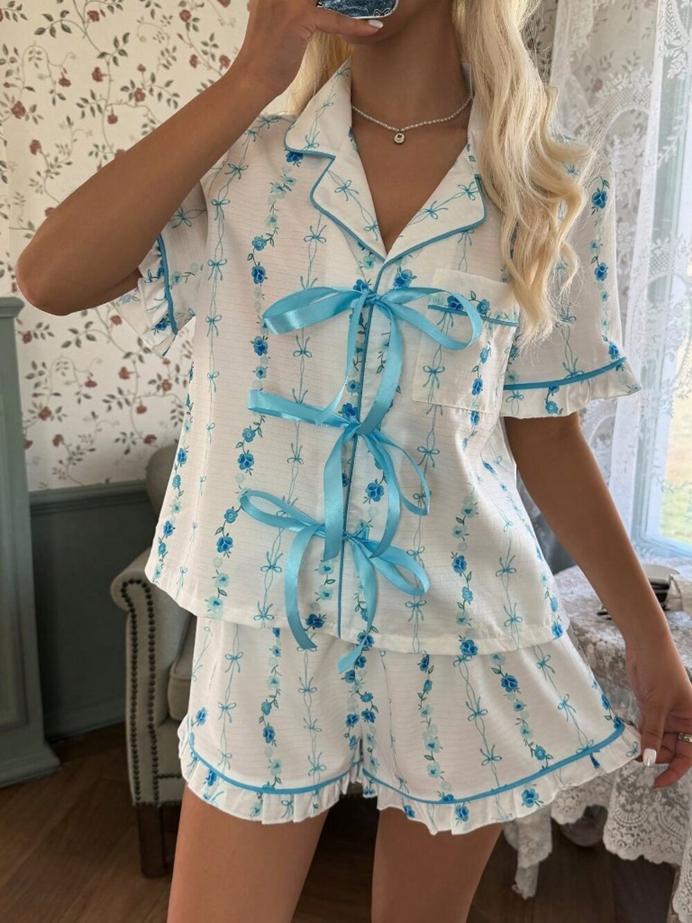 Multicolor Floral Women's Bow Tie Pajama Set